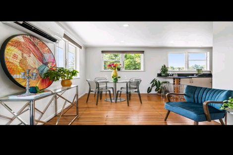 Photo of property in 24 Hayman Place, Beach Haven, Auckland, 0626