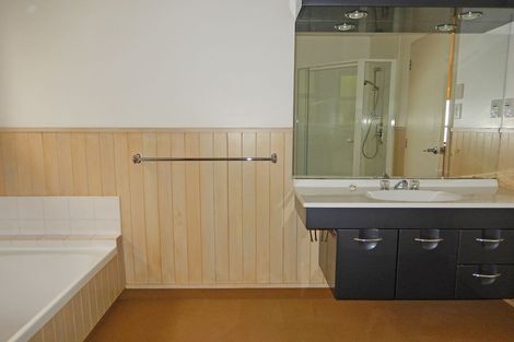 Photo of property in 32 Warren Street, Oamaru, 9400