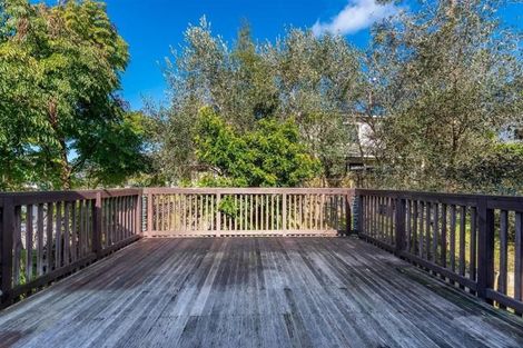 Photo of property in 20a Belleaire Court, West Harbour, Auckland, 0618