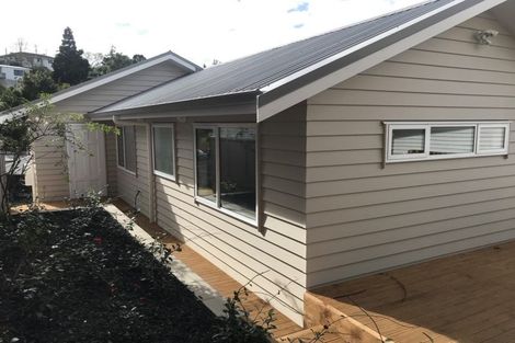 Photo of property in 20 Cypress Place, Sunnynook, Auckland, 0620