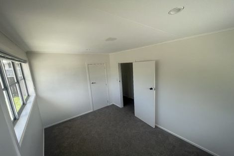 Photo of property in 32 Rangituhi Crescent, Takapuwahia, Porirua, 5022