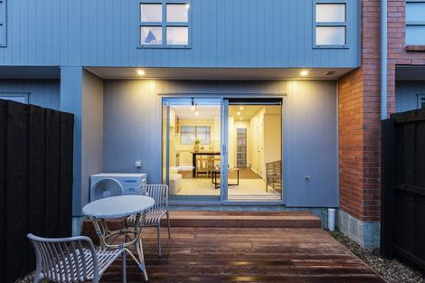 Photo of property in 2/94 Mathesons Road, Phillipstown, Christchurch, 8011