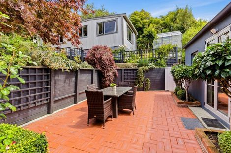 Photo of property in 40 Marine Parade, Macandrew Bay, Dunedin, 9014