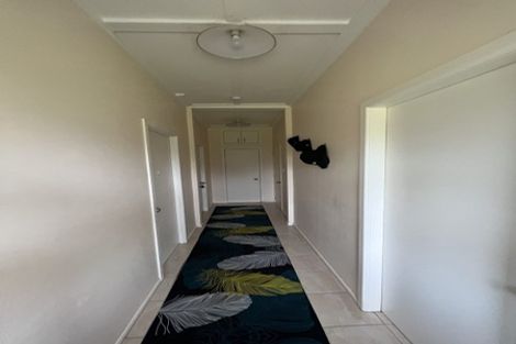 Photo of property in 48 Brandon Road, Glen Eden, Auckland, 0602