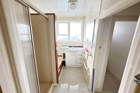 Photo of property in 1/204 Edmonton Road, Te Atatu South, Auckland, 0610