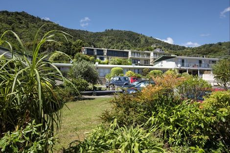 Photo of property in 4k Rutland Street, Picton, 7220