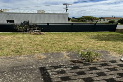 Photo of property in 12 Mersey Street, Rongotea, 4476