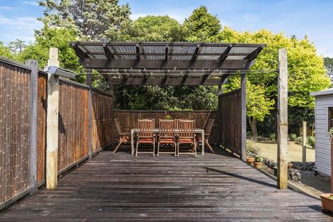 Photo of property in 136 Lynwood Road, New Lynn, Auckland, 0600