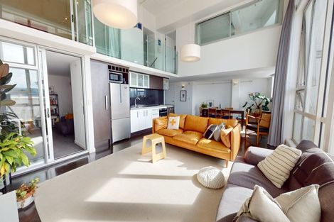 Photo of property in Stadium Garden Flats, 111/107 Thorndon Quay, Pipitea, Wellington, 6011