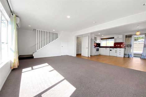 Photo of property in 7 Hollydale Grove, Churton Park, Wellington, 6037