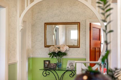 Photo of property in 18 Colin Grove, Hutt Central, Lower Hutt, 5010