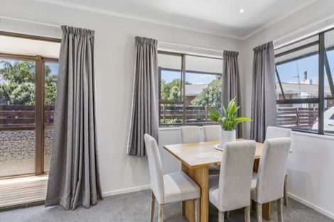 Photo of property in 2/54 Dublin Street, Pukekohe, 2120