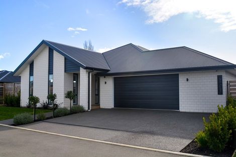 Photo of property in 21 Fearne Drive, Woodend, 7610