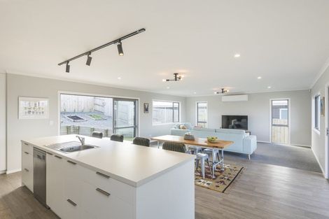 Photo of property in 18 Poplar Grove, Feilding, 4702