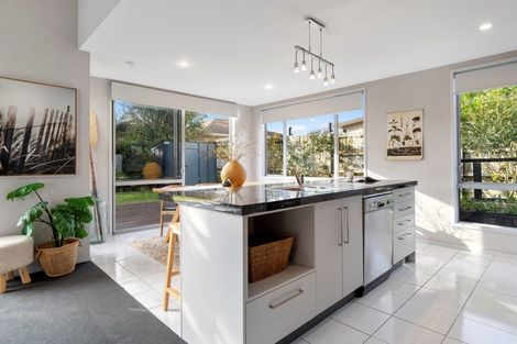 Photo of property in 16 Eagle Street, Welcome Bay, Tauranga, 3112