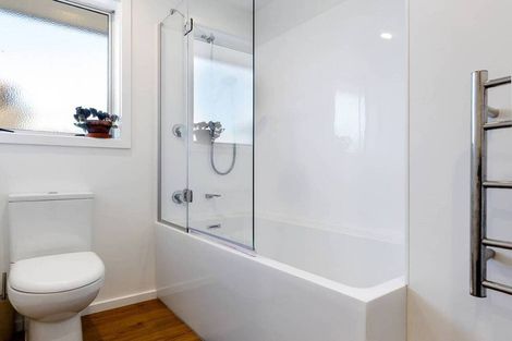 Photo of property in 28 Fern Drive, Halswell, Christchurch, 8025