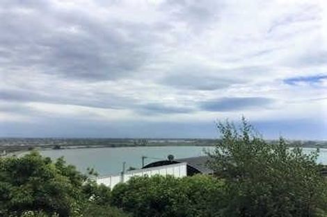 Photo of property in 29a Cannon Hill Crescent, Mount Pleasant, Christchurch, 8081