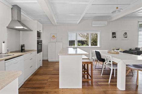 Photo of property in 3 Moore Street, Leamington, Cambridge, 3432