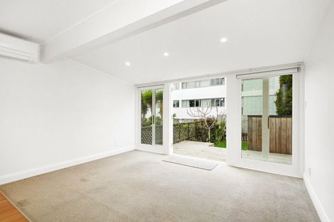 Photo of property in 67 Brougham Street, Mount Victoria, Wellington, 6011