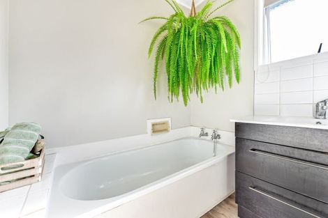 Photo of property in 64 Cullimore Street, Pukete, Hamilton, 3200