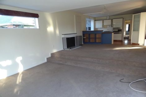 Photo of property in 18 Longmuir Street, Ilam, Christchurch, 8041