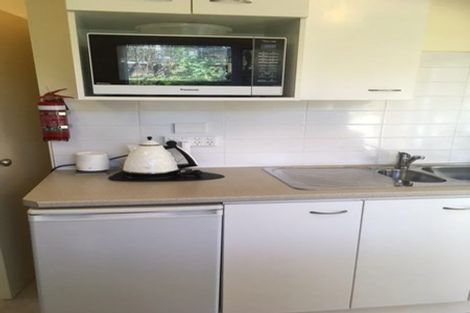 Photo of property in 44 Pacific Parade, Army Bay, Whangaparaoa, 0930