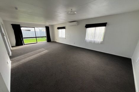 Photo of property in 16 Keeling Street, West End, Palmerston North, 4412