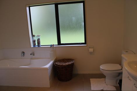 Photo of property in 183 Kimihia Road, Huntly, 3771