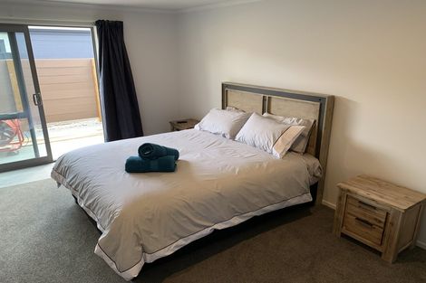 Photo of property in 2 Preston Drive, Arrowtown, 9302