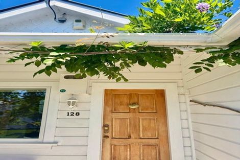 Photo of property in 128 Charles Street, Westshore, Napier, 4110