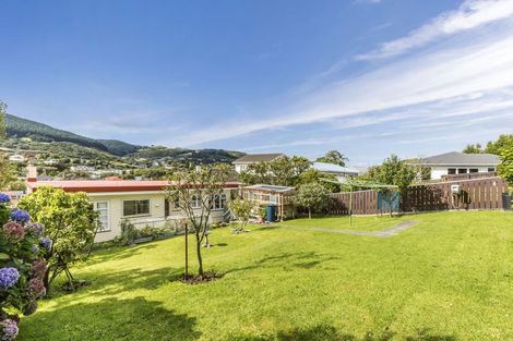 Photo of property in 353 Main Road, Tawa, Wellington, 5028