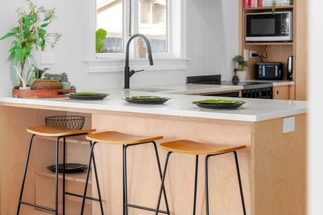 Photo of property in 30 Storey Avenue, Forest Lake, Hamilton, 3200