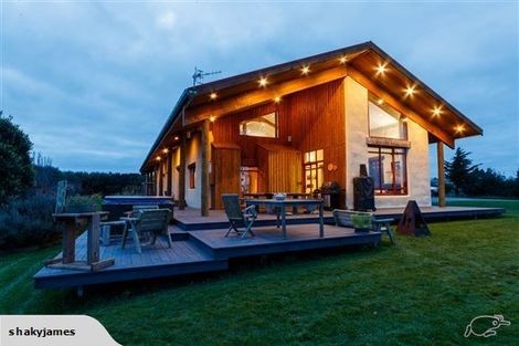 Photo of property in 57 Mchardie Road, Bulls, 4894