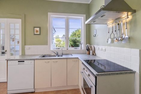 Photo of property in 25 Brandon Road, Glen Eden, Auckland, 0602