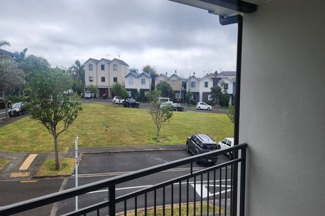 Photo of property in 4/1 Opito Way, East Tamaki, Auckland, 2013