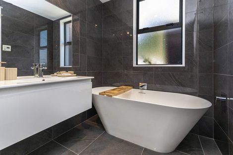 Photo of property in 1 Quarry Hill Terrace, Kennedys Bush, Christchurch, 8025