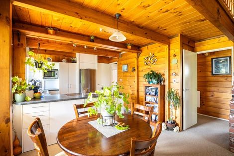 Photo of property in 3 Ngarue Place, Waitara, 4320