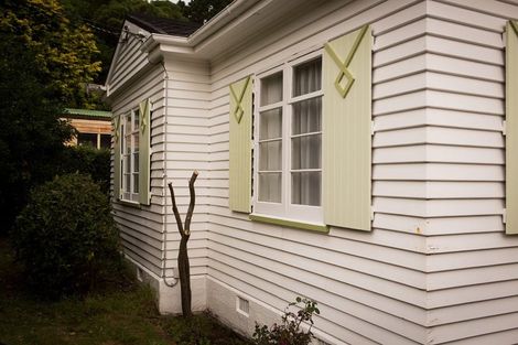 Photo of property in 16 Athens Street, Miramar, Wellington, 6022