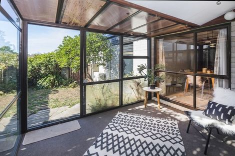 Photo of property in 2/22a Augusta Street, Redcliffs, Christchurch, 8081