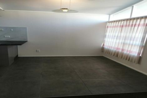 Photo of property in 68 Hutchinsons Road, Bucklands Beach, Auckland, 2014