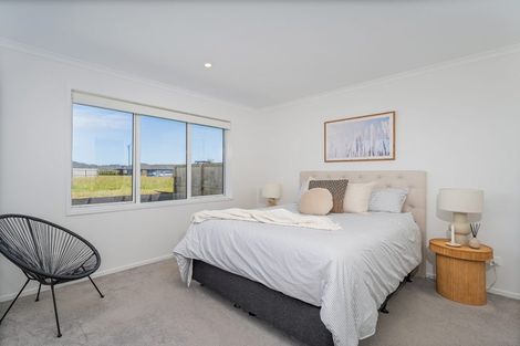 Photo of property in 263 Kupe Drive, Whitianga, 3510