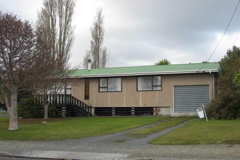 Photo of property in 126 Salcombe Street, Kaitangata, 9210