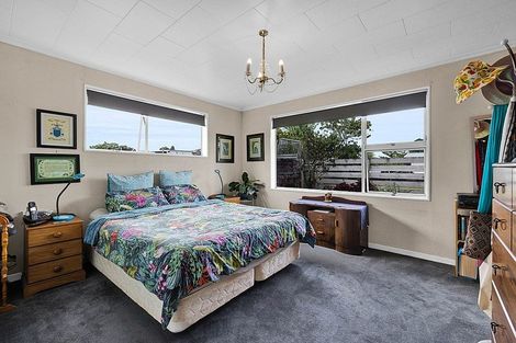 Photo of property in 26 High Street East, Waitara, 4320