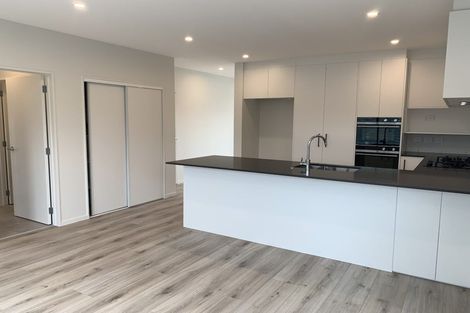 Photo of property in 10 Port Way, Rosehill, Papakura, 2113