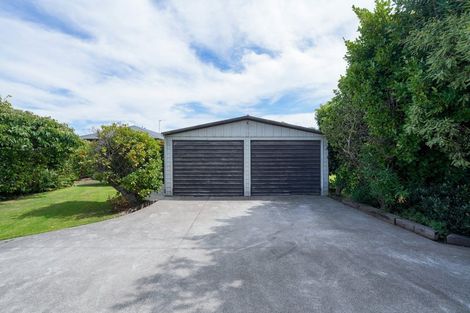 Photo of property in 2 Frome Street, Clifton, Invercargill, 9812
