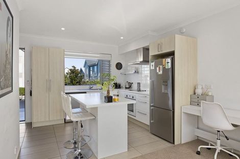 Photo of property in 6 Shelduck Way, Hobsonville, Auckland, 0616