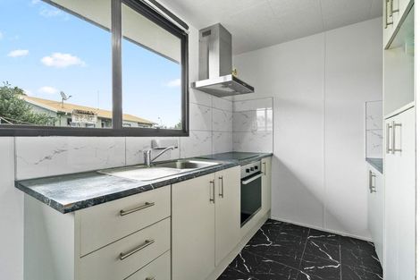 Photo of property in 1/62 Othello Drive, Clover Park, Auckland, 2023
