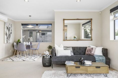 Photo of property in 56a Florence Avenue, Orewa, 0931