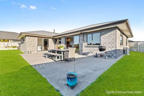Photo of property in 48 Papawhero Drive, Bell Block, New Plymouth, 4312