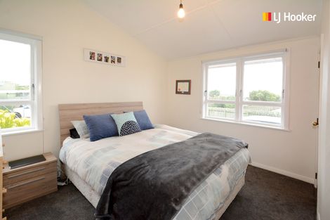 Photo of property in 24 Lock Street, Saint Clair, Dunedin, 9012